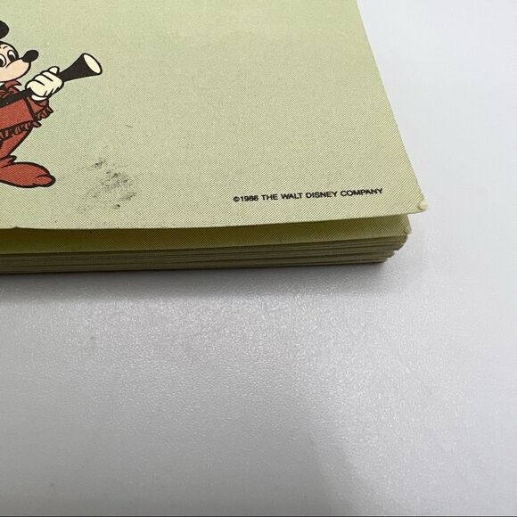 Vintage 1986 Disney Mickey Mouse Davy Crockett Notepad & Flower Market Postcard - Picture 2 of 12